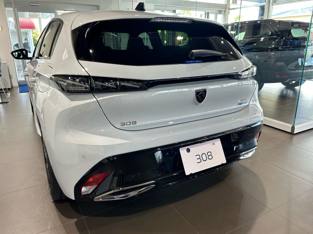 展示車　308HYBRID　のご紹介