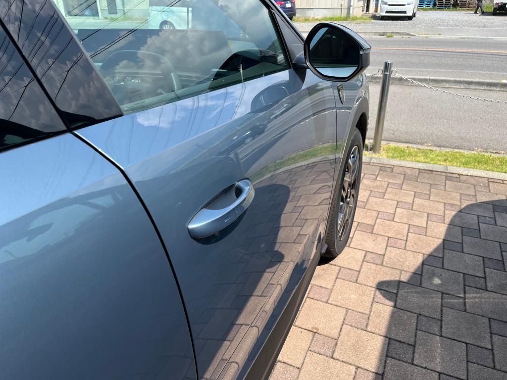 NEW3008の魅力的なエクステリアのご案内！