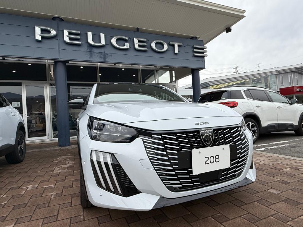 プジョー208HHBRID登場！　デビューフェア開催！11/15～11/24