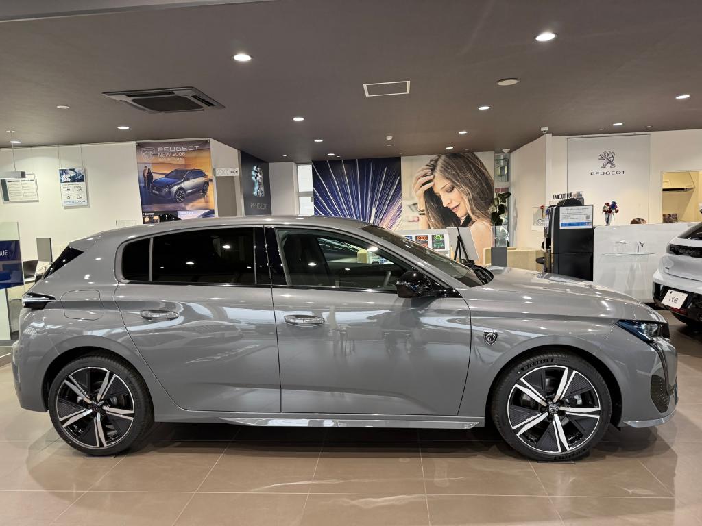 おススメ車両　308 GT HYBRID Selenium Edition  全国100台限定！！